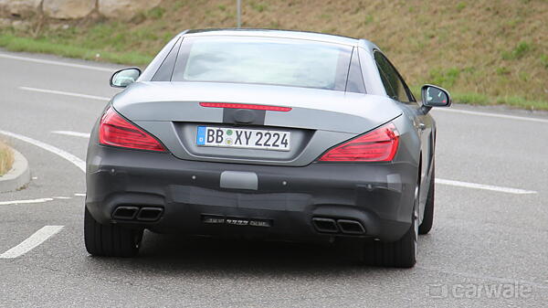 Mercedes-Benz SL63 AMG facelift spotted on test - CarWale